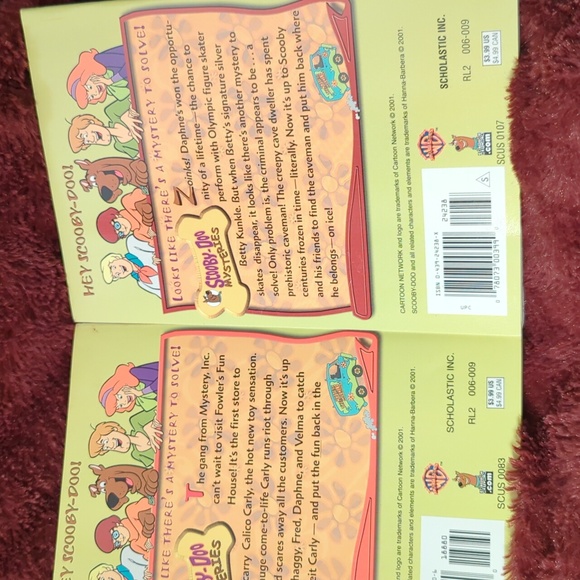 Scooby-Doo! Book Bundle of 8 Mysteries Plus bonus book of Student World Records! - Picture 12 of 16